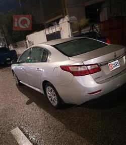 رينو سافران